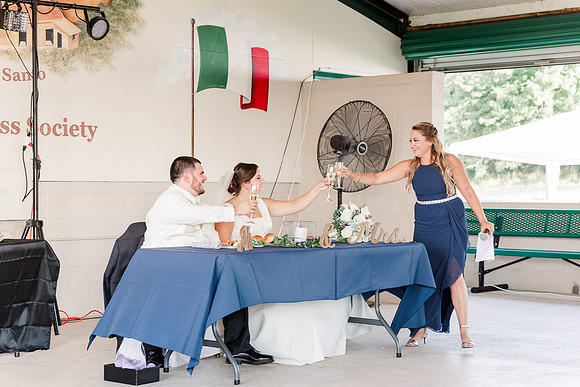 DeRaymond Romanic Wedding