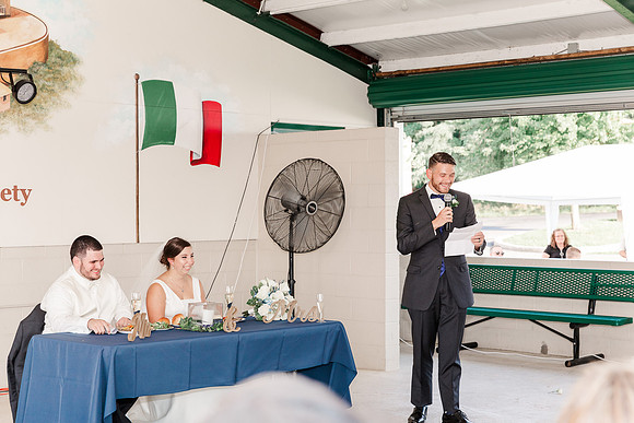 DeRaymond Romanic Wedding
