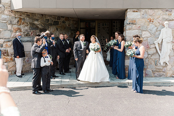 DeRaymond Romanic Wedding