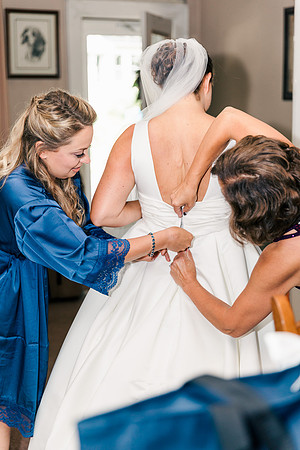 DeRaymond Romanic Wedding