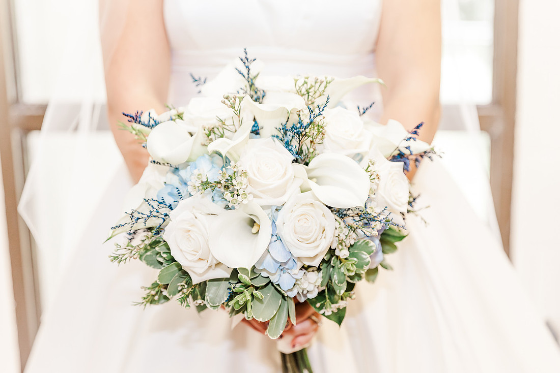 DeRaymond Romanic Wedding