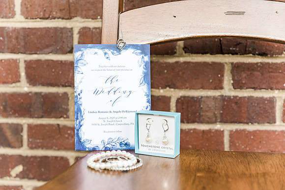 DeRaymond Romanic Wedding